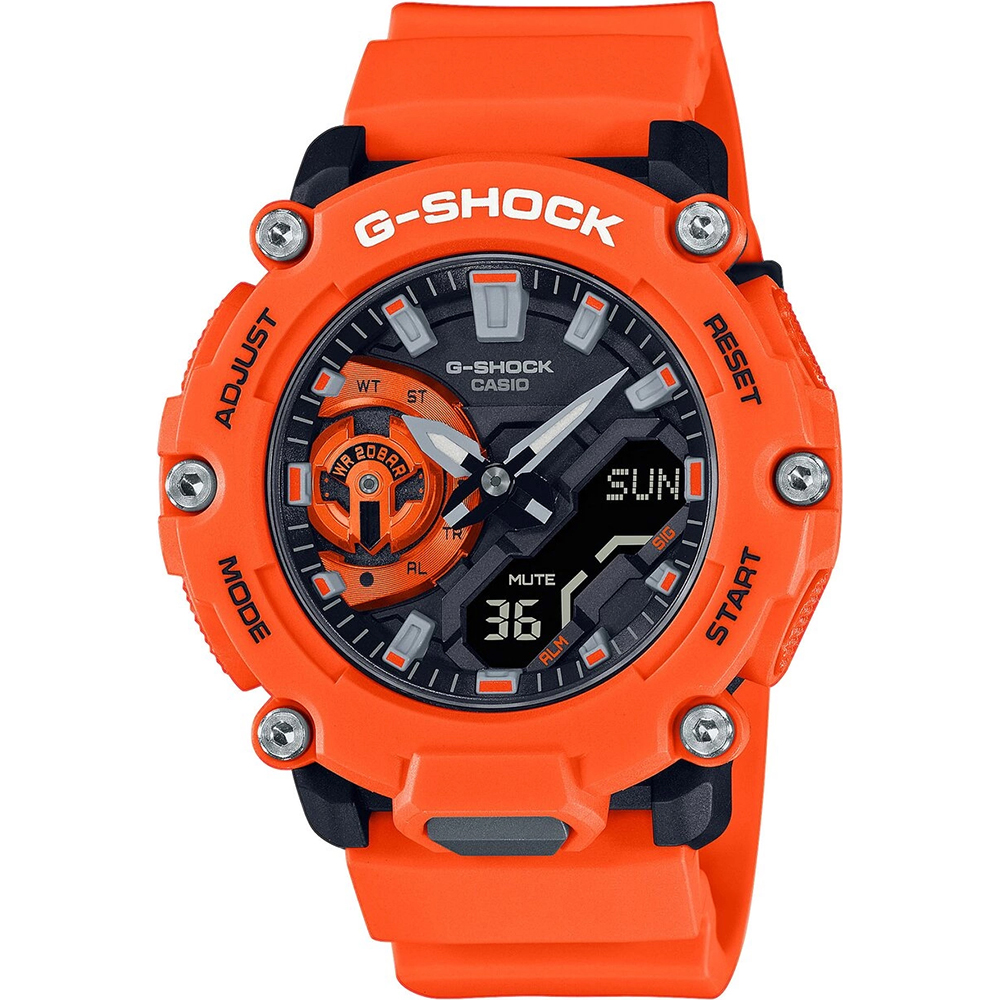 G-Shock Classic Style GA-2200M-4AER Carbon Core Guard Uhr