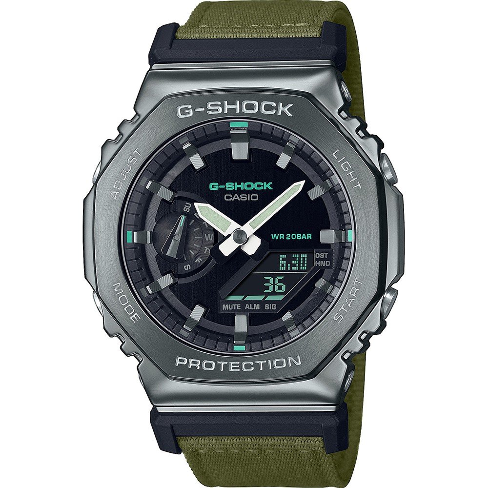 G-Shock Classic Style GM-2100CB-3AER Utility Metal Uhr
